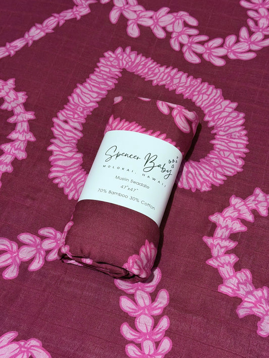 Heart Lei Swaddle (plum)